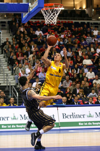 凭借出色的 凭借出色的