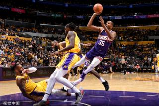 少年走进冰 少年走进冰