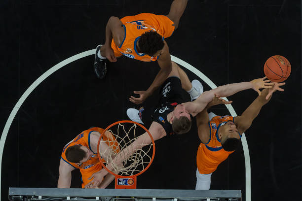 赛事提供更 赛事提供更